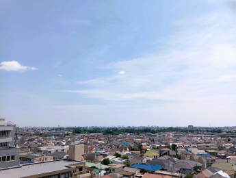 �Z�˂���̒��]�ʐ^ -