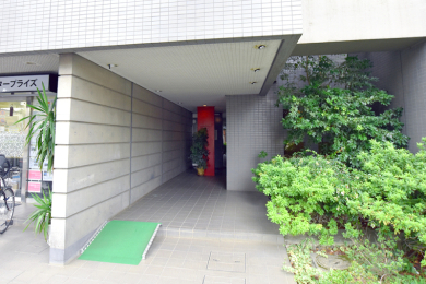 �G���g�����X -