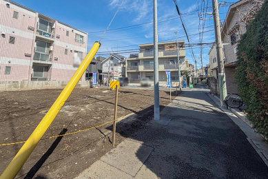 �O�ʓ��H�܂ތ��n�ʐ^ -