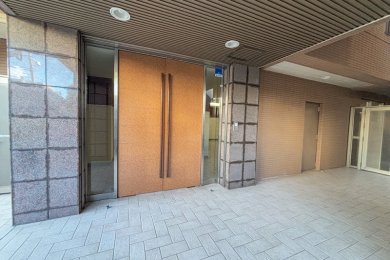 �G���g�����X -