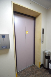 �Ԏ��} �G���x�[�^�[
