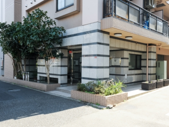 �G���g�����X -